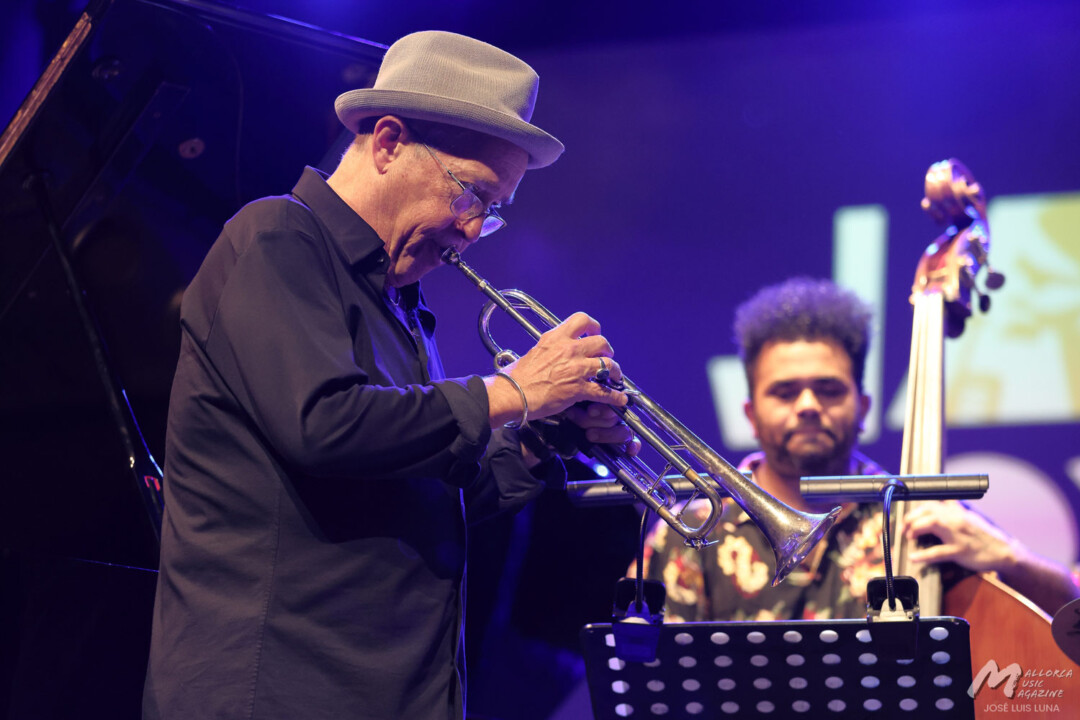 Dave Douglas & Joey Baron Quartet en Trui Teatre (Jazz Voyeur Festival 2024) - Dave Douglas y Nick Dunston - Mallorca Music Magazine
