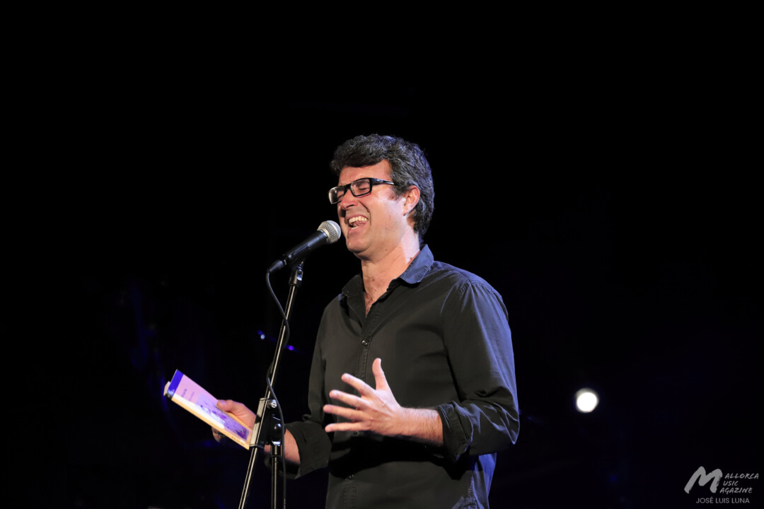 Debon canta Suau al Teatre Principal d'Inca - Mallorca Music Magazine