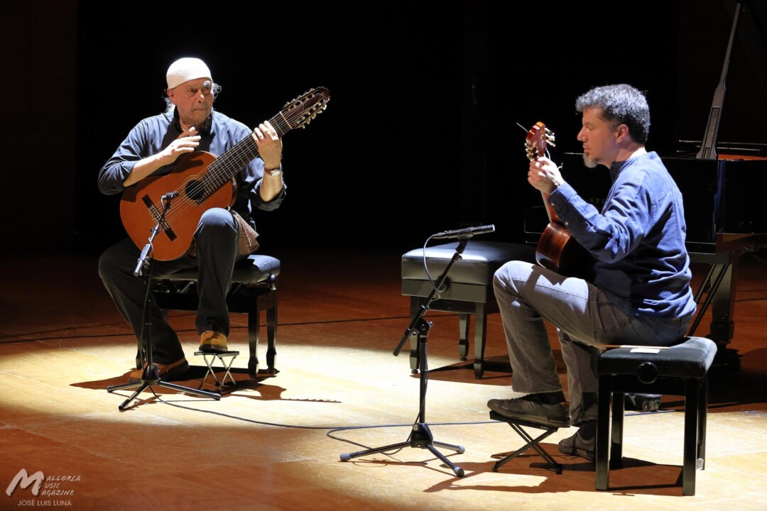 Egberto Gismonti en el Conservatorio (Jazz Voyeur Festival) - Egberto Gismonti y Daniel Murray - Mallorca Music Magazine
