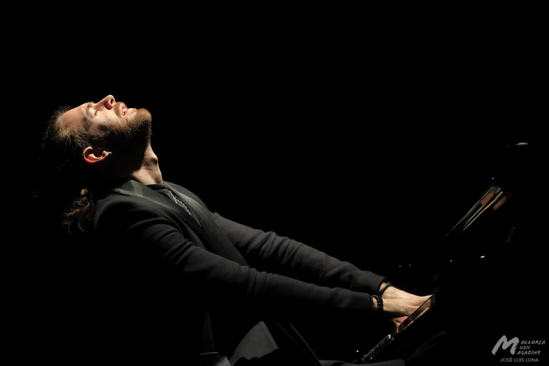 El Yiyo & Andrés Barrios (Festival Paco de Lucía) - Mallorca Music Magazine