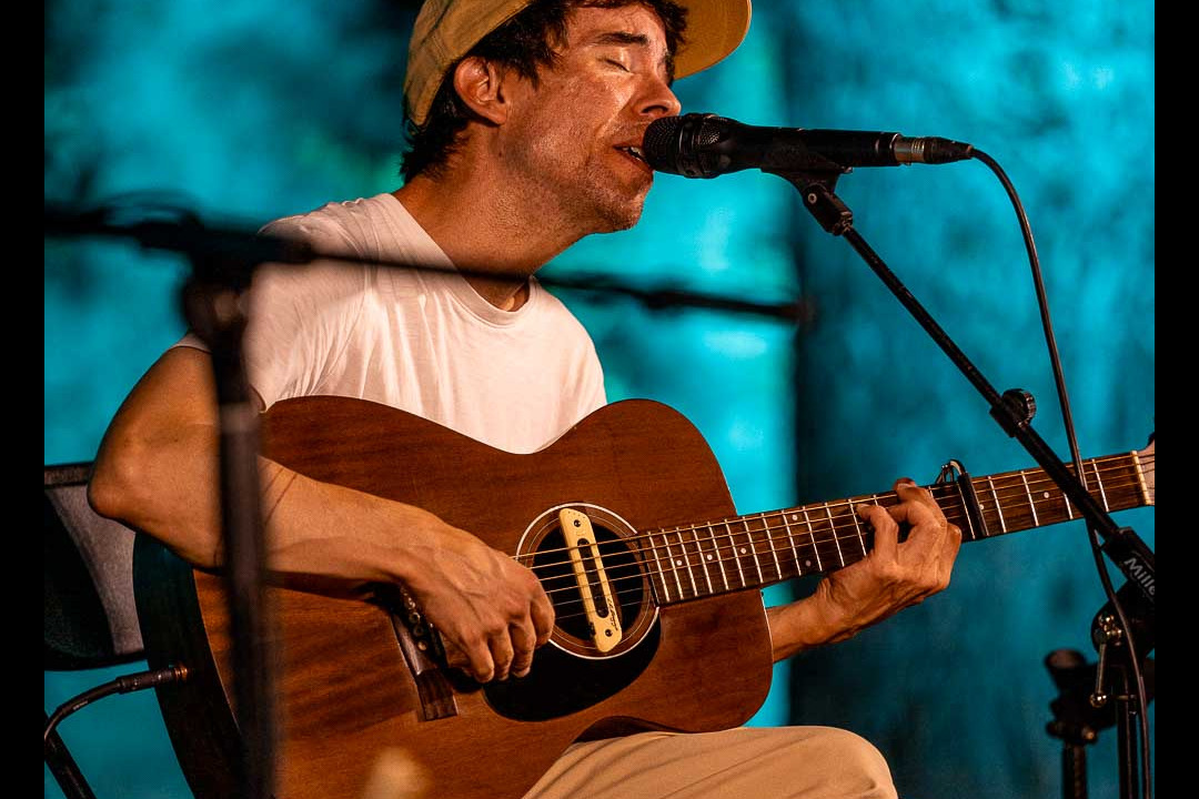 Ferran Palau en La Lluna en Vers · Mallorca Music Magazine