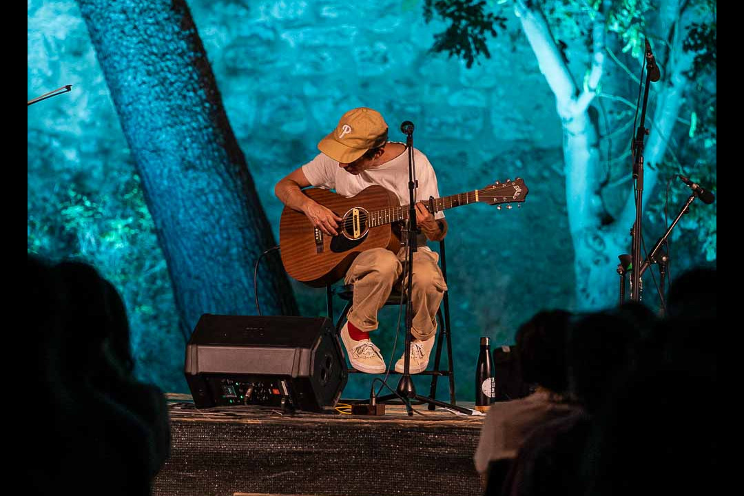 Ferran Palau en La Lluna en Vers · Mallorca Music Magazine