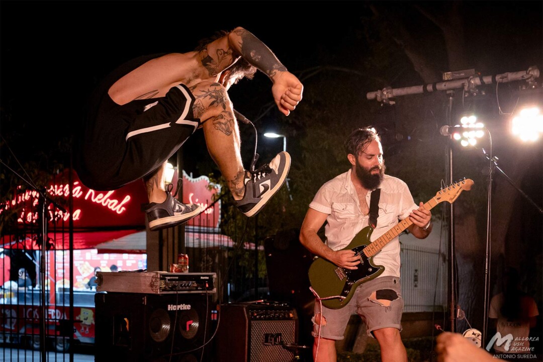 Han entrat a robar a n'es casal Vol. V · Mallorca Music Magazine