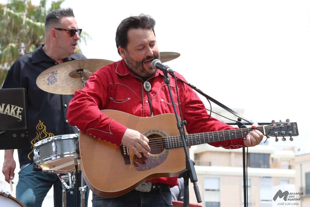 Homenaje a Víctor Uris en Palma - Biel Alimanya y Tolo Vara - Mallorca Music Magazine