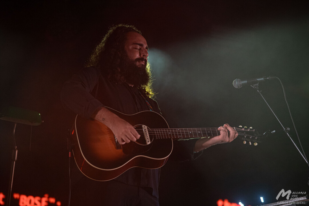 Iván Ferreiro + Talleres Molina en Es Jardí · Mallorca Music Magazine