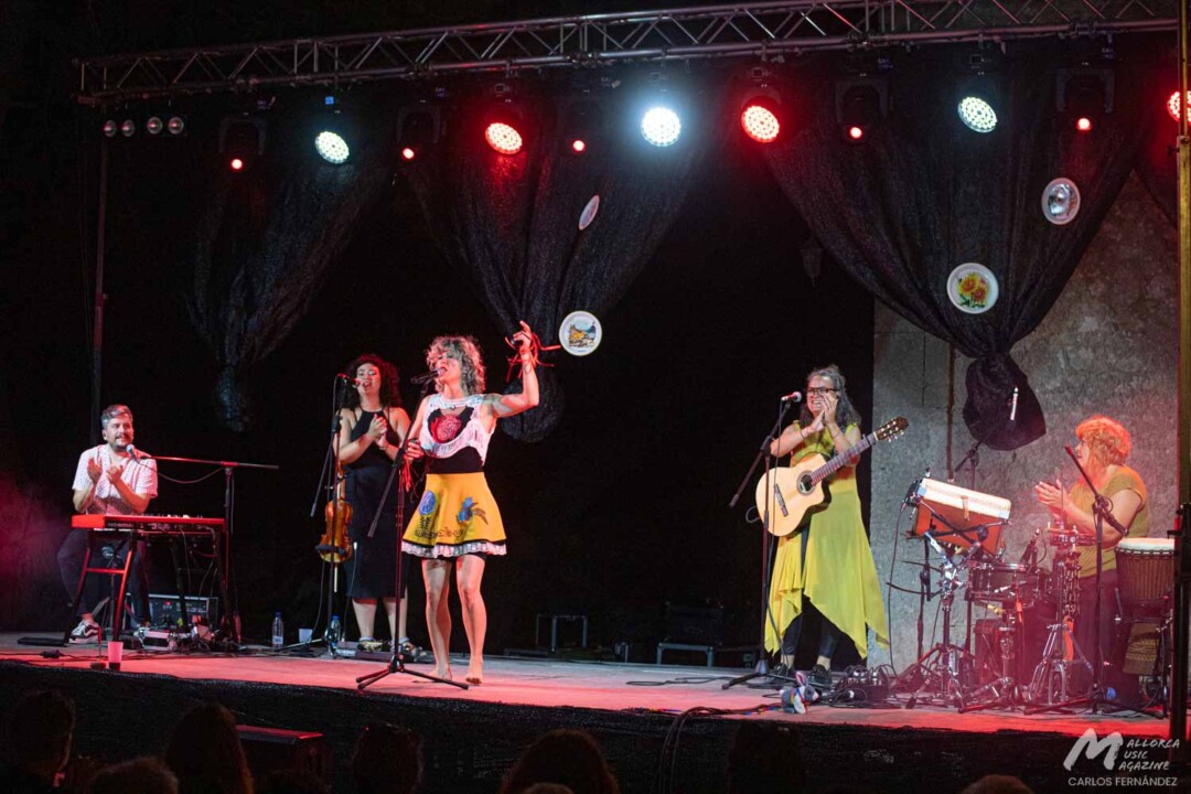 Karmento en La lluna en vers Montuïri · Mallorca Music Magazine