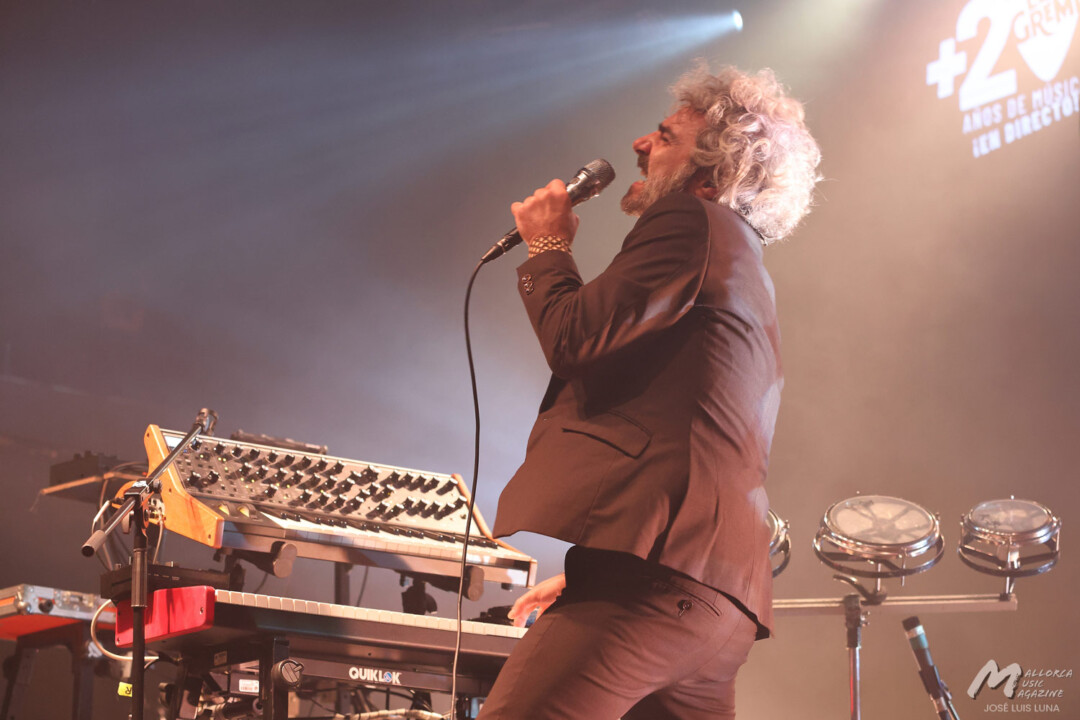 León Benavente en Es Gremi - Abrahan Boba - Mallorca Music Magazine