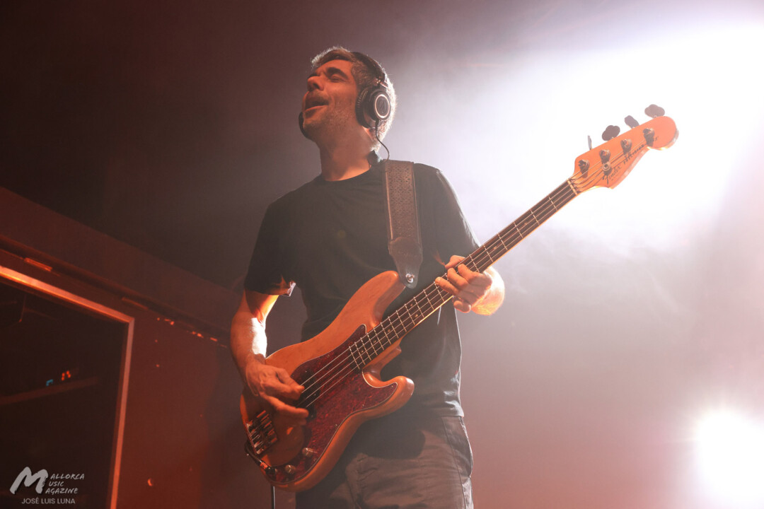 León Benavente en Es Gremi - Eduardo Baos - Mallorca Music Magazine