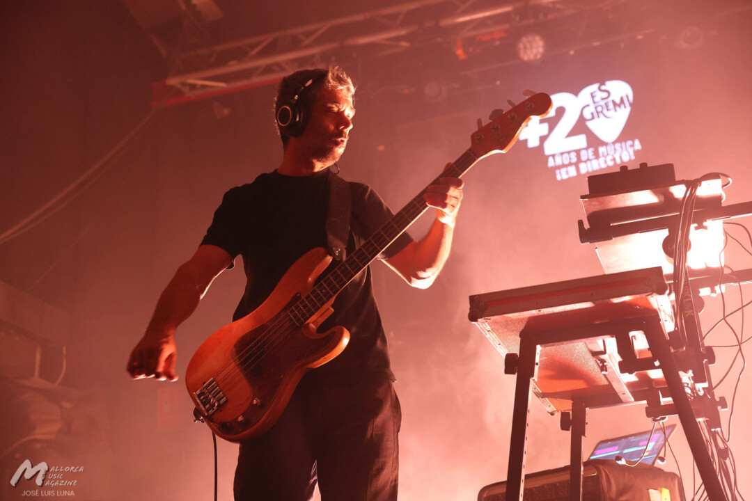 León Benavente en Es Gremi - Eduardo Baos - Mallorca Music Magazine