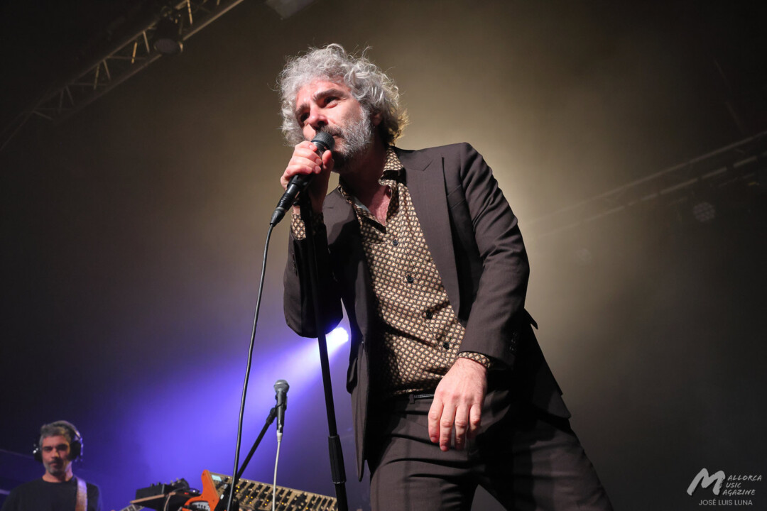 León Benavente en Es Gremi - Abraham Boba - Mallorca Music Magazine