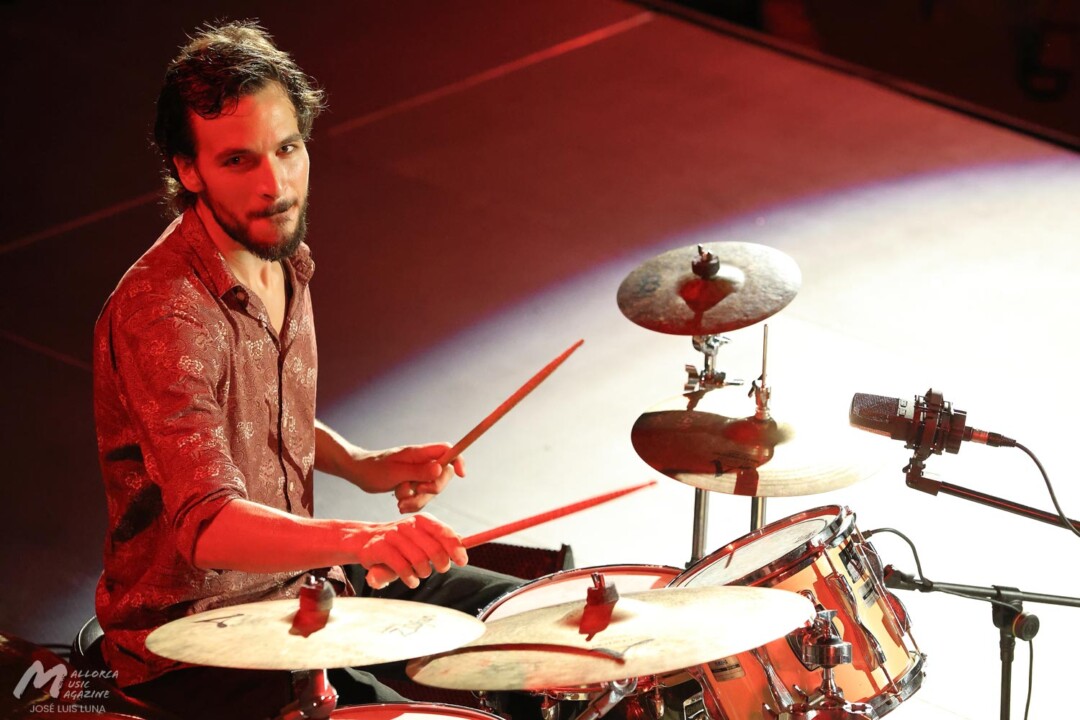 Los Aurora en Bellver (SonsDeNit) - Joan Carles Marí - Mallorca Music Magazine