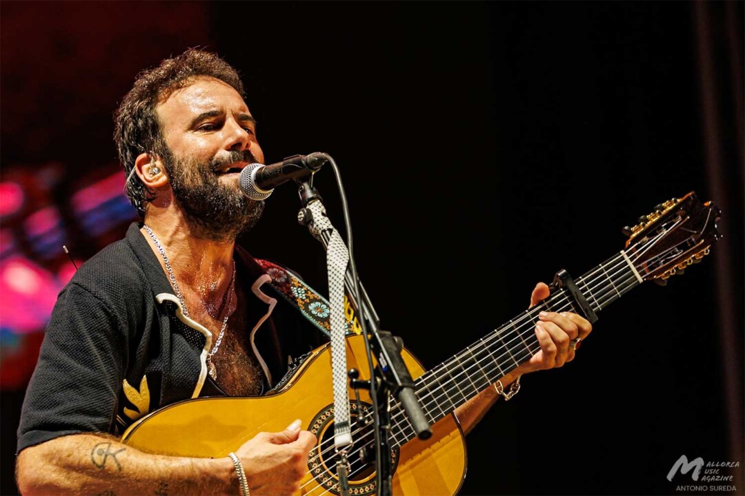 Los Delinqüentes + Carlos Gómez en Es Jardí · Mallorca Music Magazine
