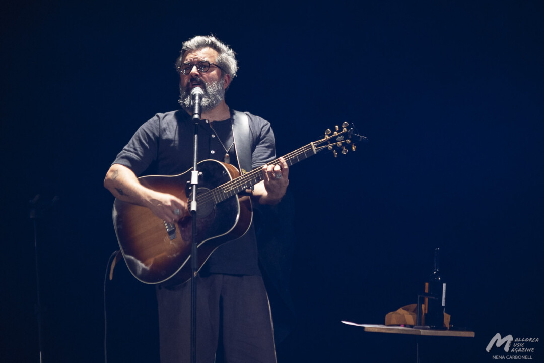 Love Of Lesbian en el Teatre Principal d'Inca - Julián Saldarriaga - Mallorca Music Magazine