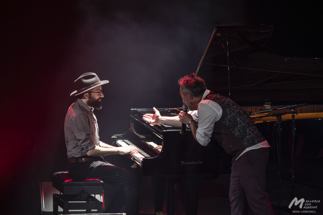 Love Of Lesbian en el Teatre Principal d'Inca - Dani Ferrer y Santi Balmes - Mallorca Music Magazine