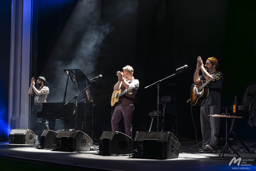 Love Of Lesbian en el Teatre Principal d'Inca - Mallorca Music Magazine