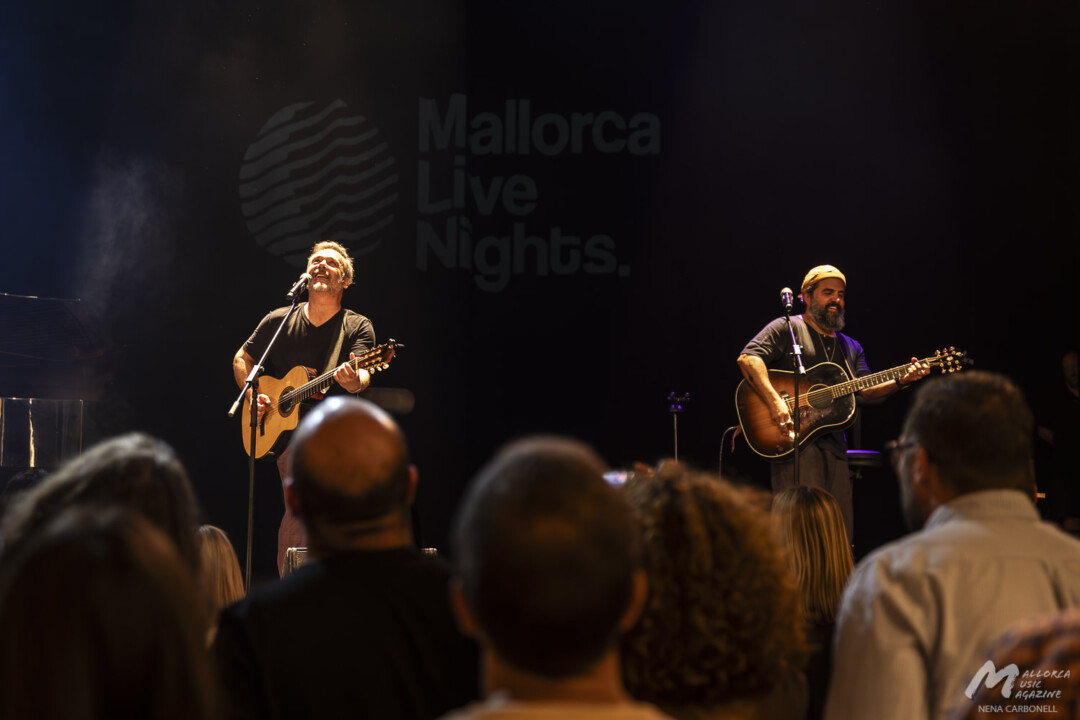 Love Of Lesbian en el Teatre Principal d'Inca - Santi Balmes y Julián Saldarriaga - Mallorca Music Magazine