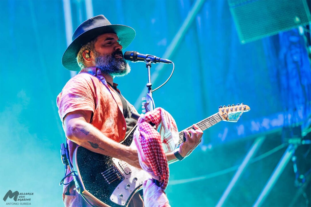 Love of Lesbian + Victoria Lerma en Felanitx · Mallorca Music Magazine