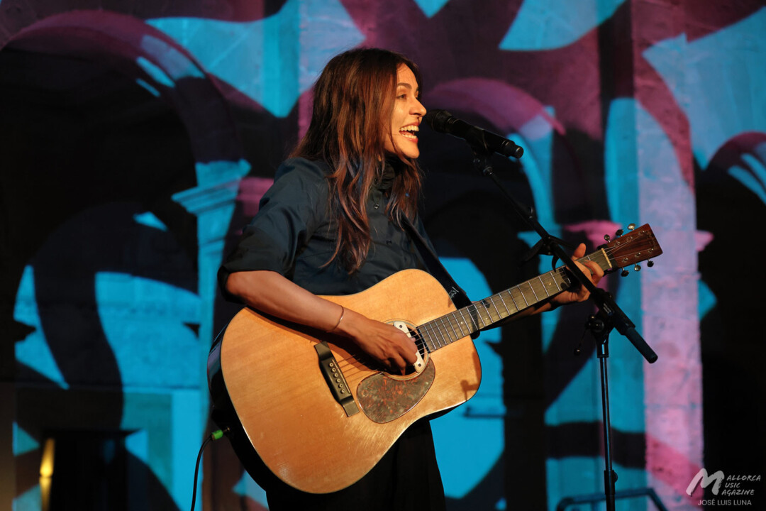 Maika Makovski en Llucmajor (SonsDeNit) - Mallorca Music Magazine