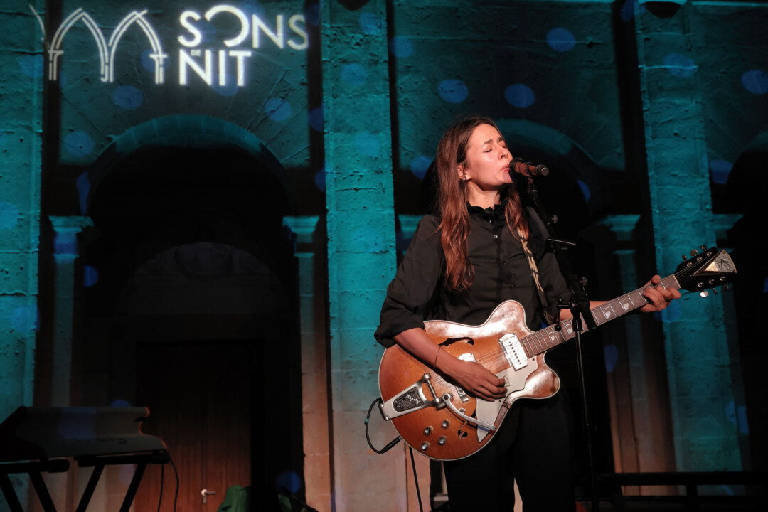 Maika Makovski en Llucmajor (SonsDeNit) - Mallorca Music Magazine