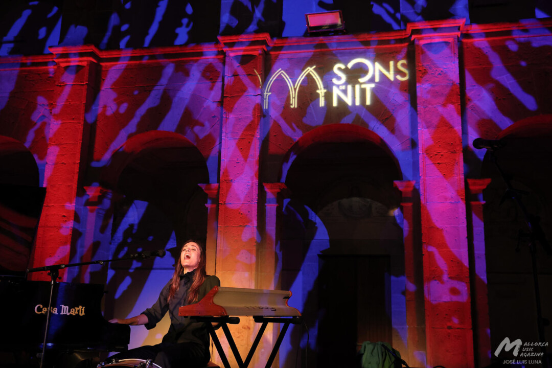 Maika Makovski en Llucmajor (SonsDeNit) - Mallorca Music Magazine