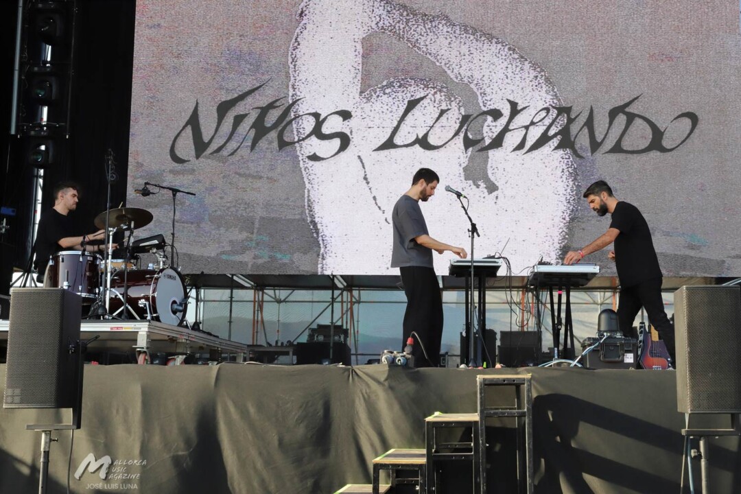 Mallorca Live Festival 2024 (Tercera Jornada) Niños Luchando - Mallorca Music Magazine