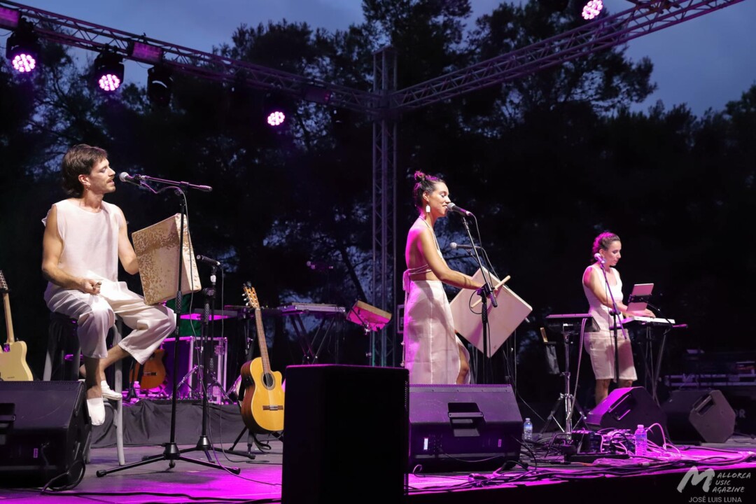 Mar Grimalt en Sant Joan (La Lluna en Vers) - Mallorca Music Magazine