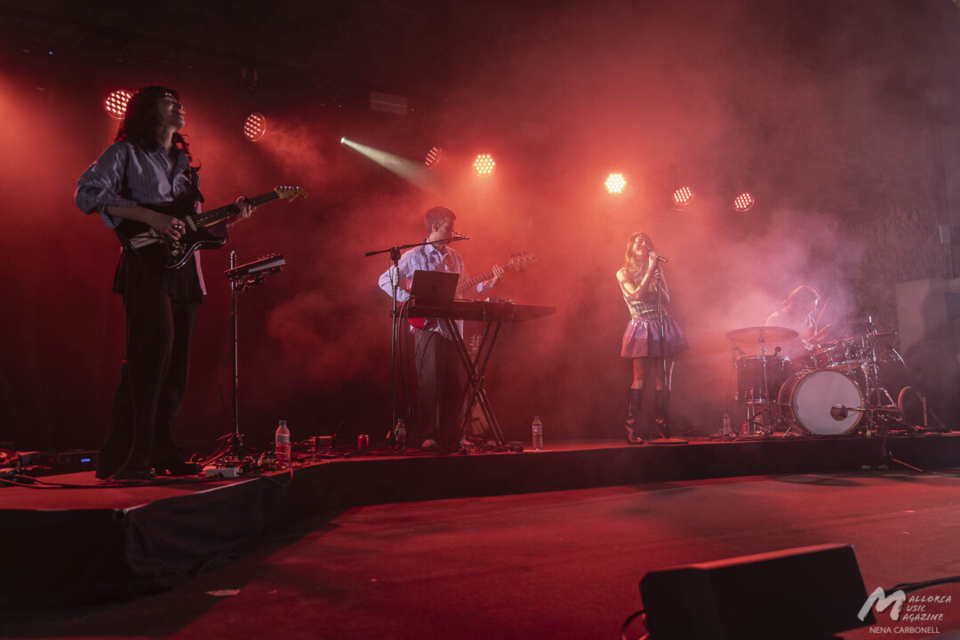 Maria Jaume al Claustre del Convent de Lloret de Vistalegre - Mallorca Music Magazine