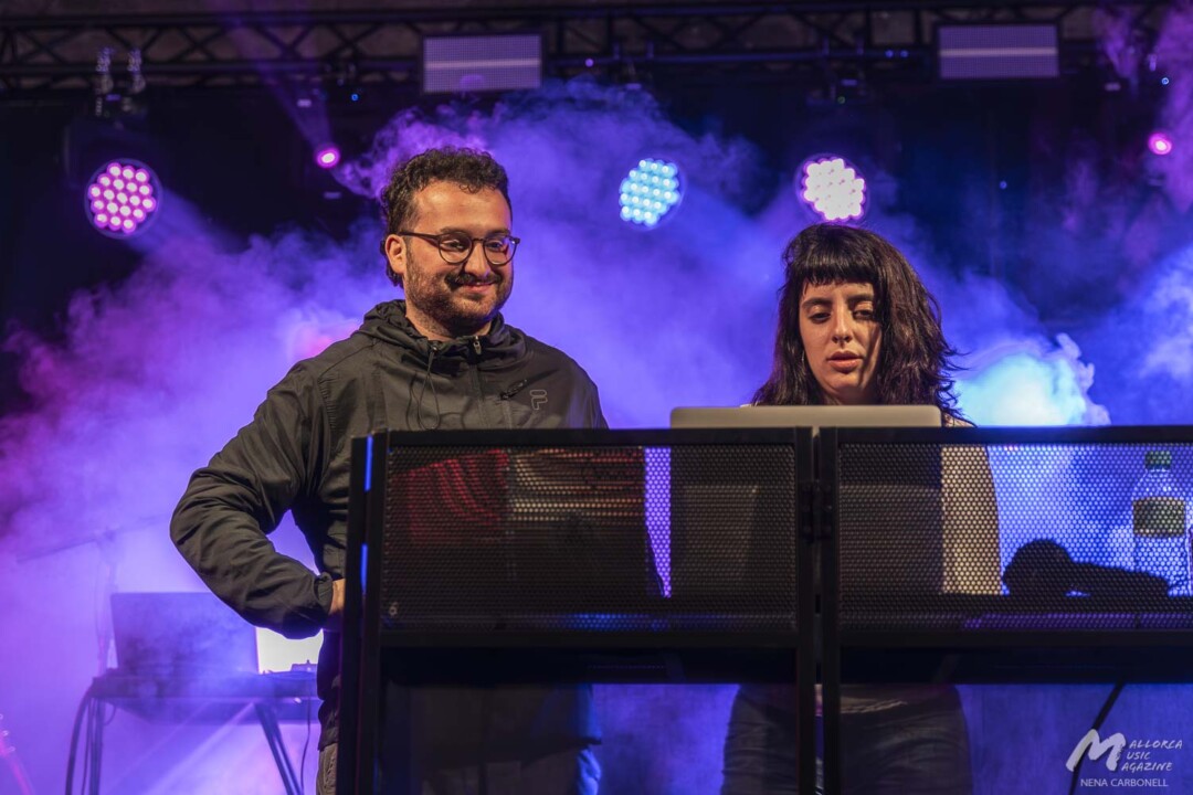 Maria Jaume al Claustre del Convent de Lloret de Vistalegre - Mallorca Music Magazine