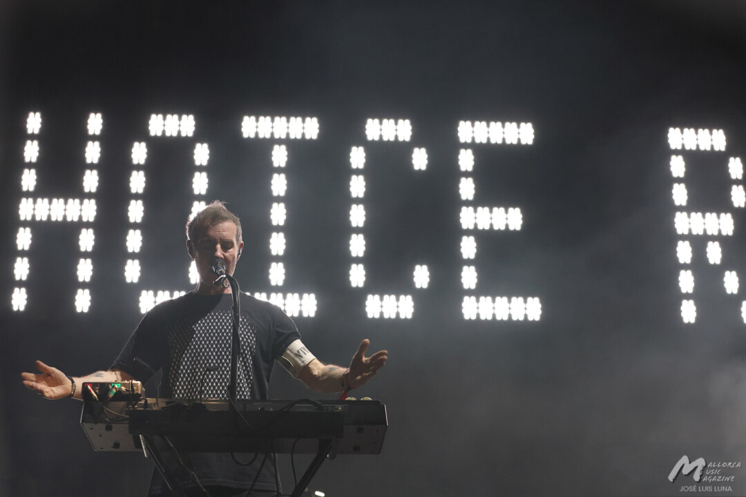 Mallorca Live Festival 2025 (Segunda jornada) - Massive Attack - Mallorca Music Magazine