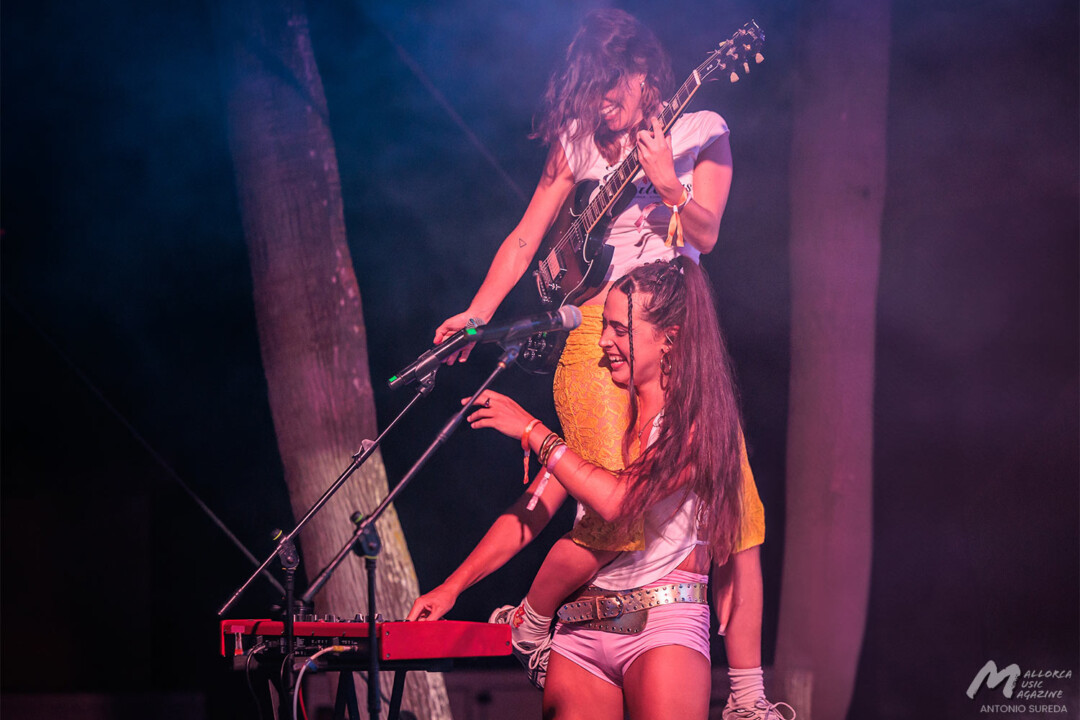 Mobofest 2025 Tercera jornada - Hinds - Mallorca Music Magazine