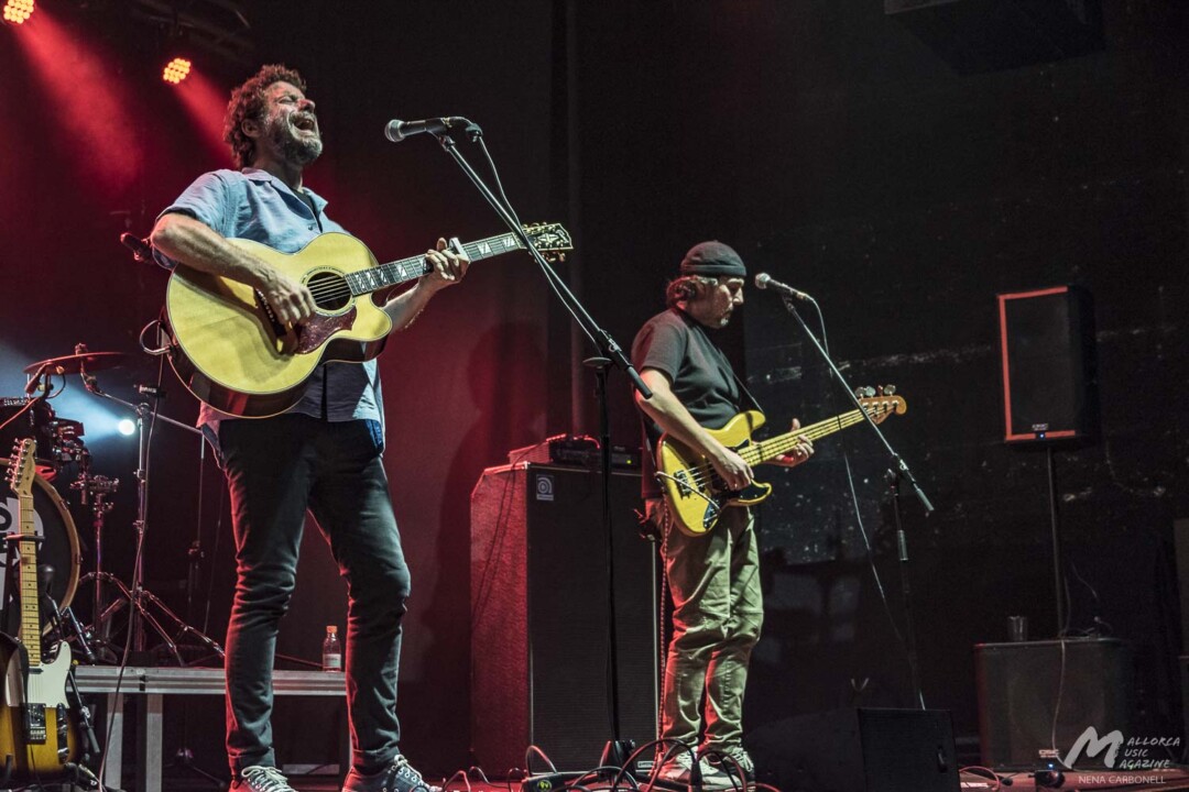 Niños Mutantes en Es Gremi - Juan Alberto Martínez y Mique Haro - Mallorca Music Magazine