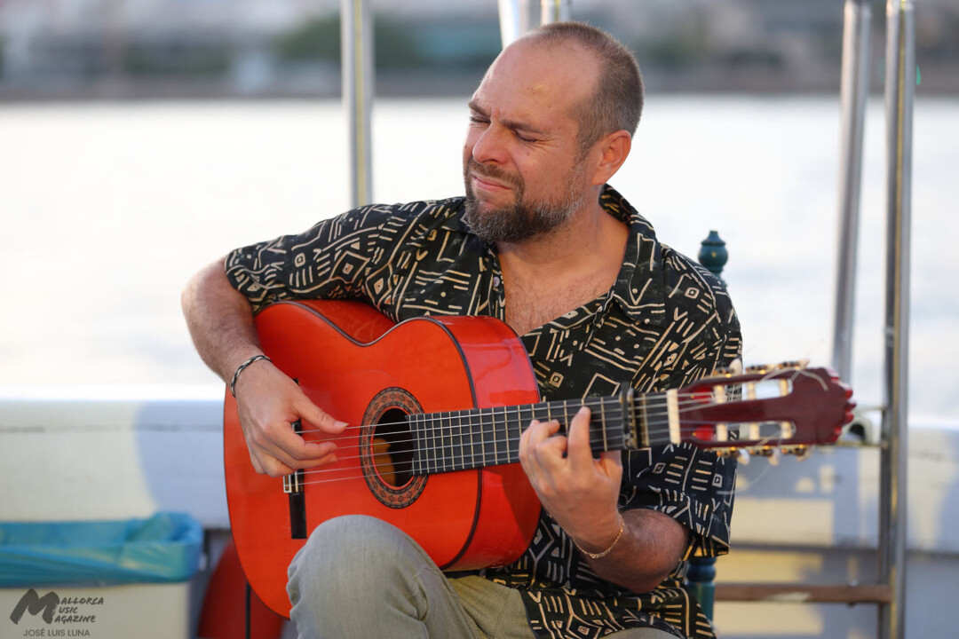 Oceana Calvià - Flamenco en la Bahía de Palma - Manuel Carmona - Mallorca Music Magazine