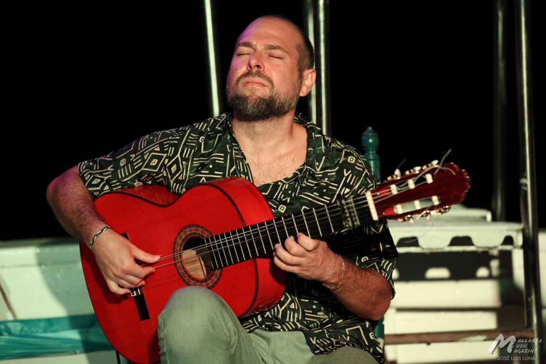 Oceana Calvià - Flamenco en la Bahía de Palma - Manuel Carmona - Mallorca Music Magazine