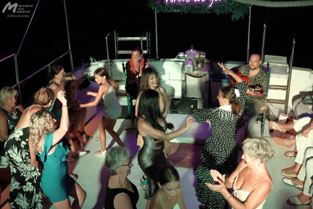 Oceana Calvià - Flamenco en la Bahía de Palma - Ambiente festivo - Mallorca Music Magazine