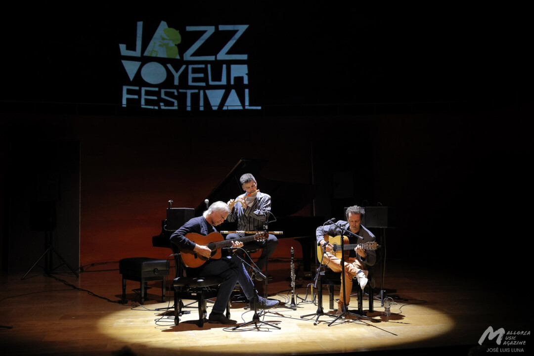Pedro Rosa en el Conservatorio (Jazz Voyeur Festival) - Lakki Patey, Joaquín Sánchez y Pedro Rosa - Mallorca Music Magazine