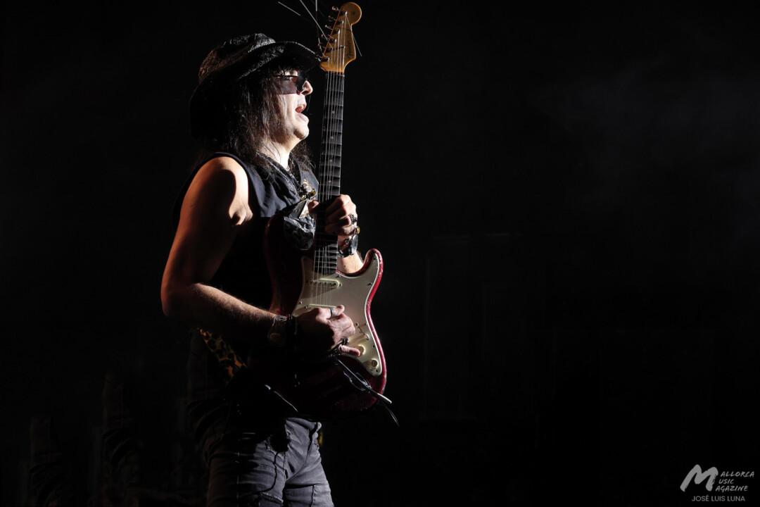 Rata Blanca en Es Gremi - Walter Giardino - Mallorca Music Magazine