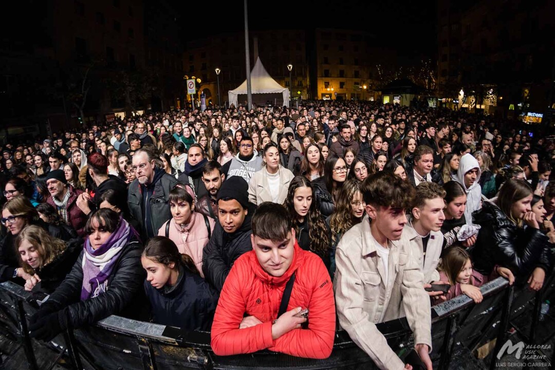 Revetla de Sant Sebastià 2025 (Palma) - Público Ana Guerra - Mallorca Music Magazine