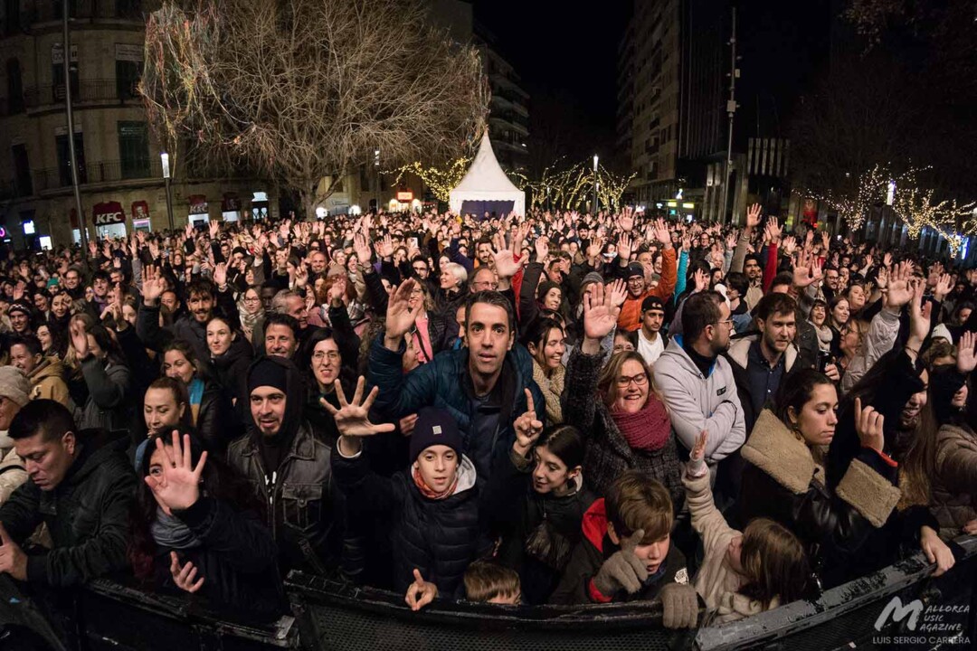 Revetla de Sant Sebastià 2025 (Palma) - Público Joan Dausà - Mallorca Music Magazine