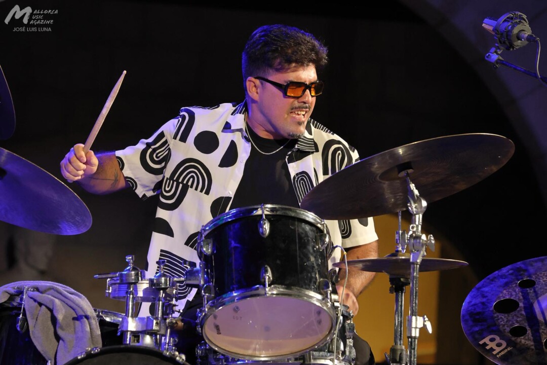 Richard Bona & Alfredo Rodríguez Trio en Bellver - Mallorca Music Magazine