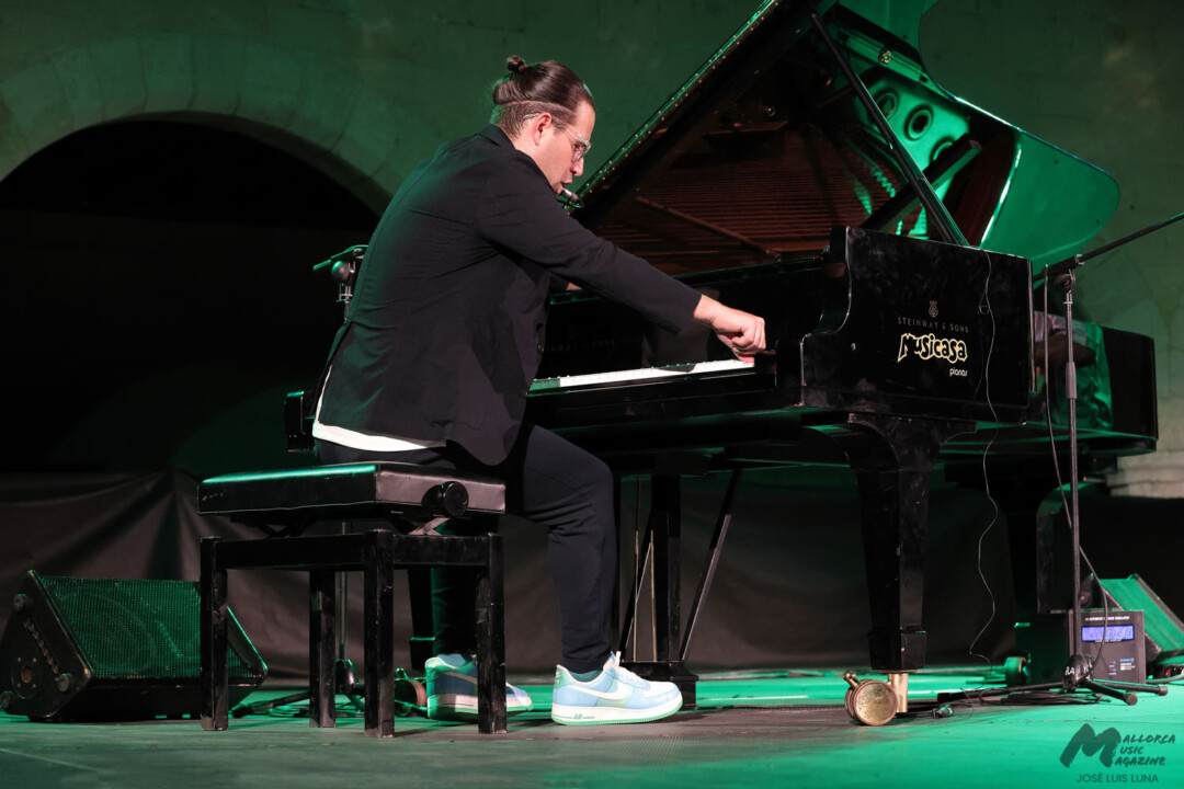 Richard Bona & Alfredo Rodríguez Trio en Bellver - Mallorca Music Magazine