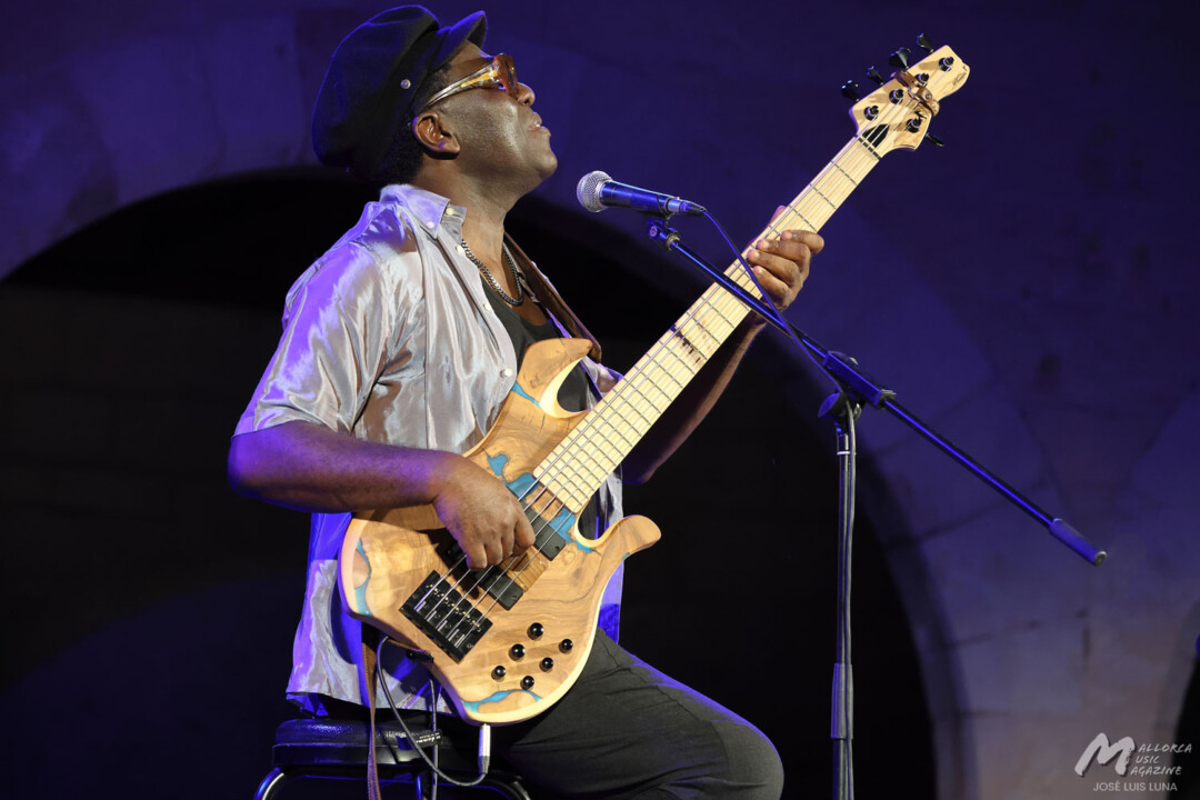 Richard Bona & Alfredo Rodríguez Trio en Bellver - Mallorca Music Magazine