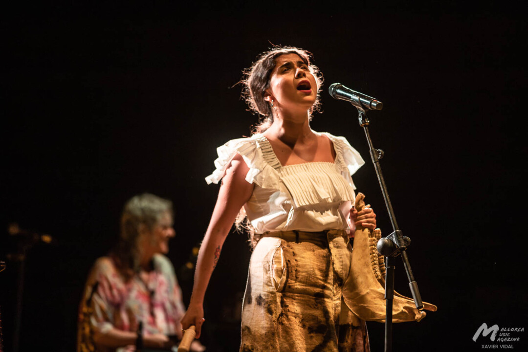 Silvana Estrada en Trui Teatre (Candlelight) - Mallorca Music Magazine