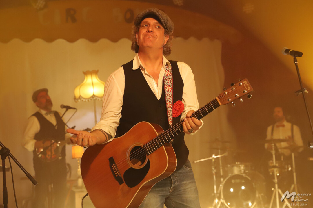 Suacirc (Suasi y Circ Bover) en Manacor - Mallorca Music Magazine