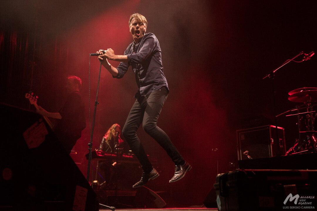 Mallorca Live Festival 2025 (Segunda jornada) - Suede - Mallorca Music Magazine