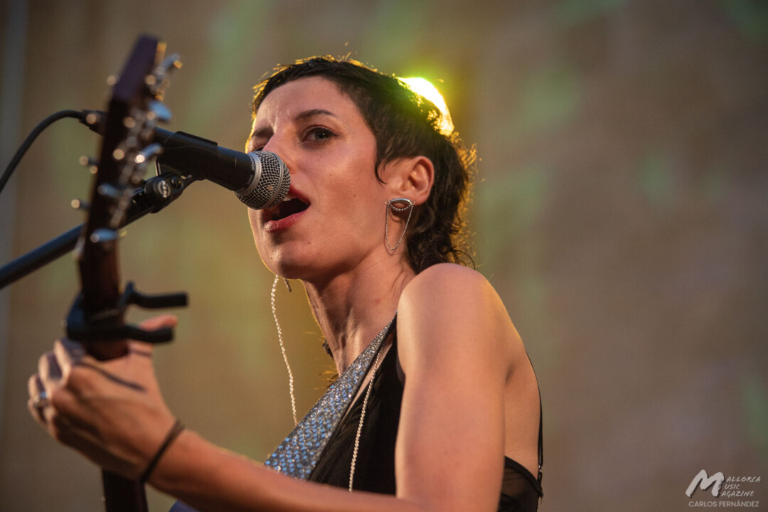 Travis Birds en Pollença (Sons de Nit 2023) - Mallorca Music Magazine