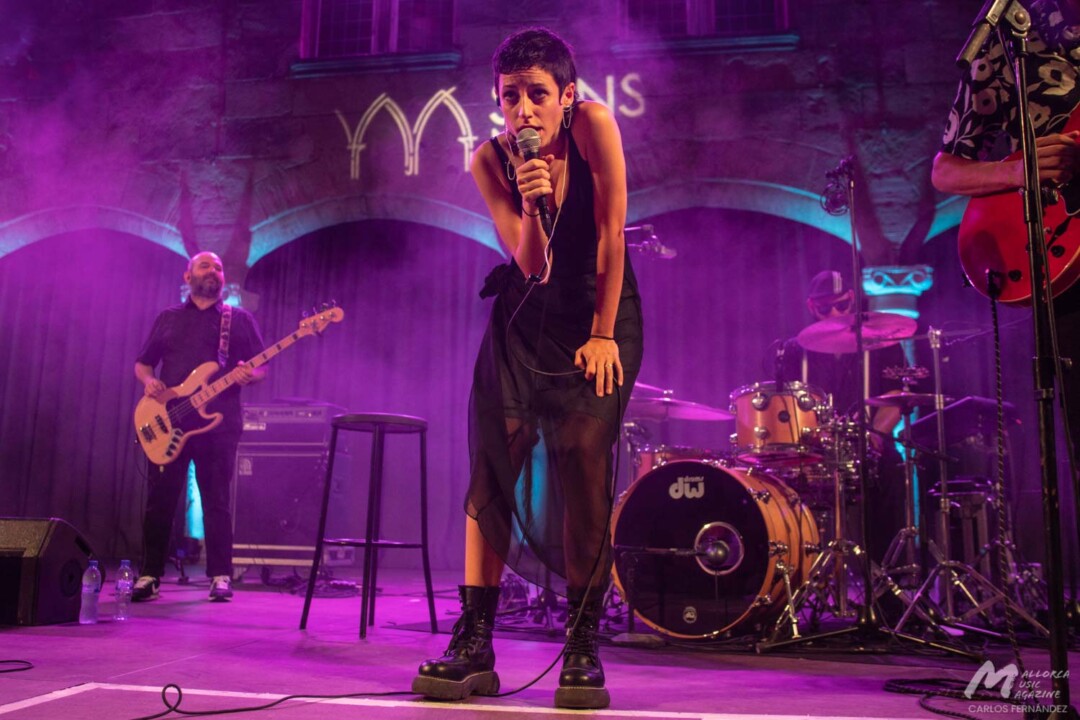 Travis Birds en Pollença (Sons de Nit 2023) - Mallorca Music Magazine