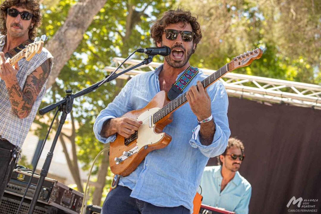 TribuFest en Felanitx - Guillermo Borrás (Guille Wheel and the Waves) - Mallorca Music Magazine