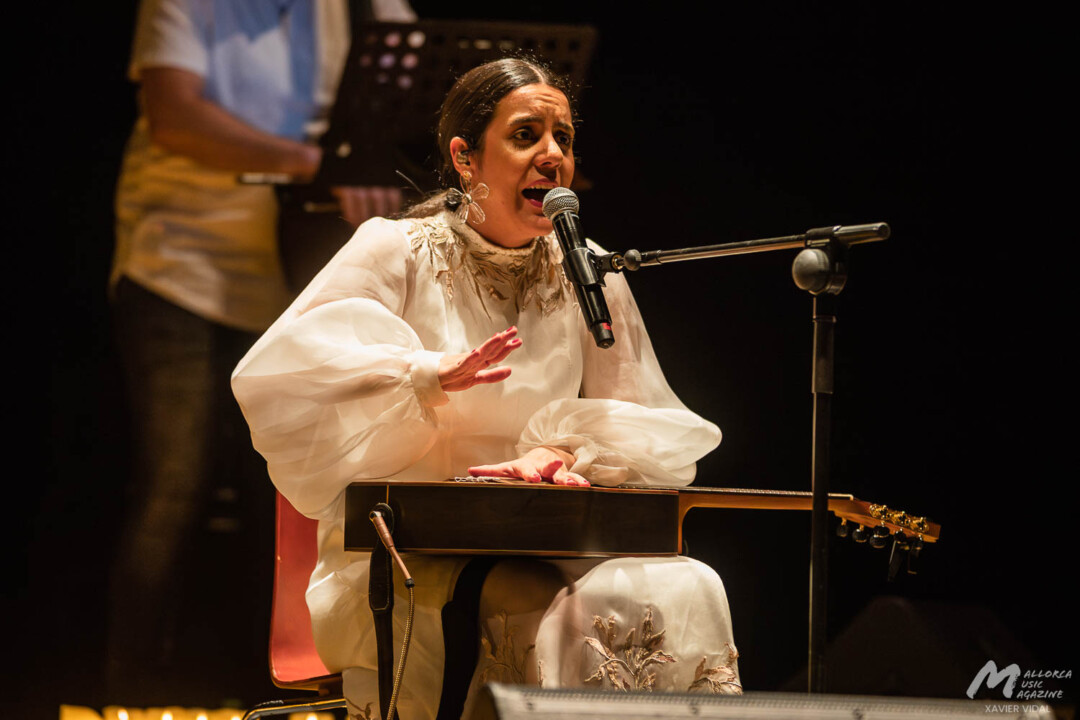 Valeria Castro en Trui Teatre (Candlelight) - Mallorca Music Magazine