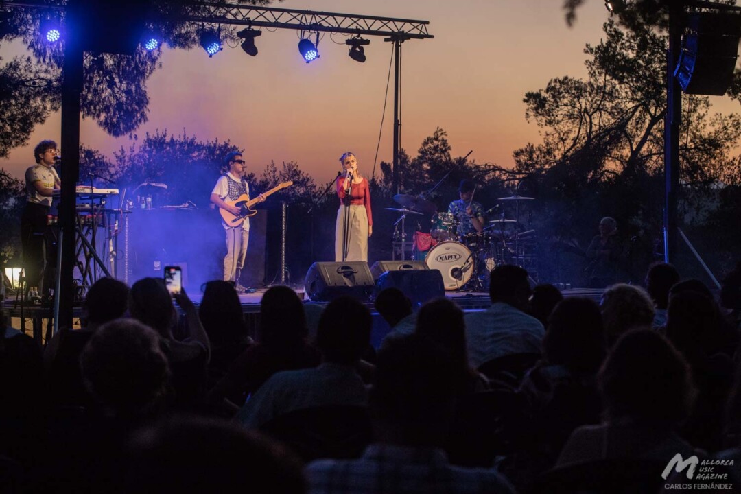 Ven'nus en Sant Joan (La Lluna en Vers 2023) - Mallorca Music Magazine