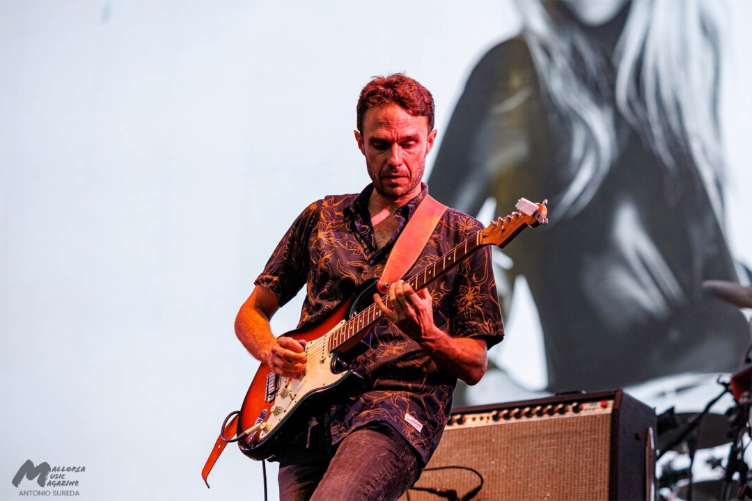 Love of Lesbian + Victoria Lerma en Felanitx · Mallorca Music Magazine